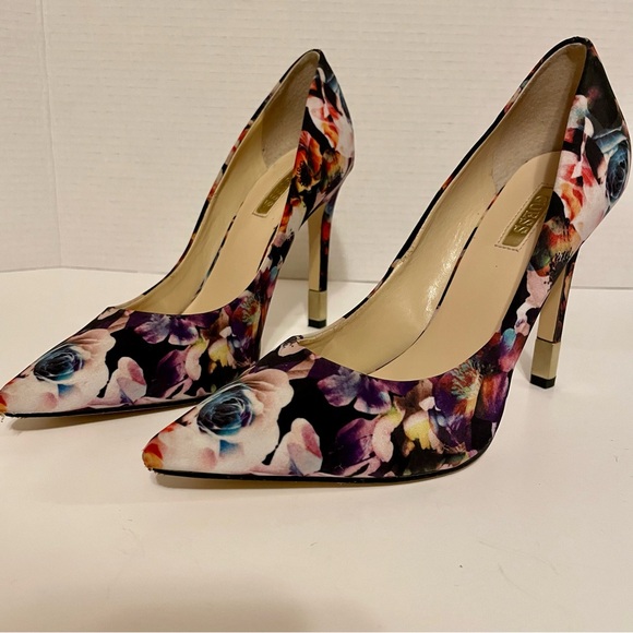 Guess Shoes - Guess Babbitta Flirtacious Floral Pointed Toe Stiletto Pumps Size 7.5